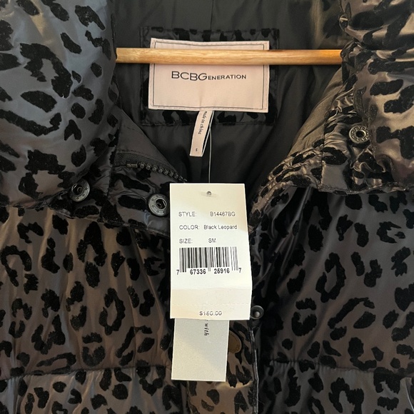 Brand New Women's BCBG GENERATION Leopard Puffer Jacket, Size Small - Picture 2 of 5